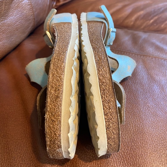 BIRKENSTOCK “Gizeh” Washed Metallic Aqua Sandals Size 39 - Picture 6 of 9